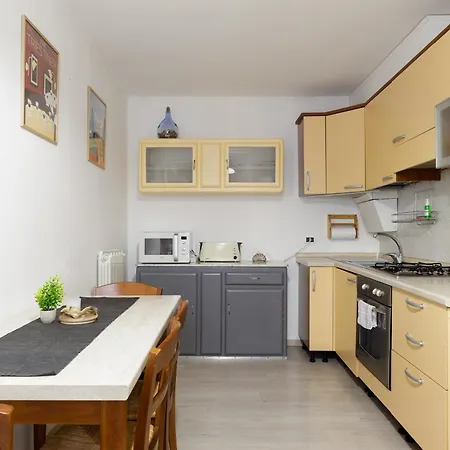 Pietra, Legno E Versi, Casa Carducci A דירה טריאסטה
